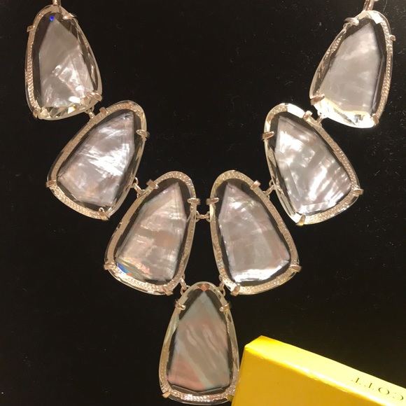 Kendra Scott Harlow Suspended Mother of Pearl ❤️ - Picture 4 of 8